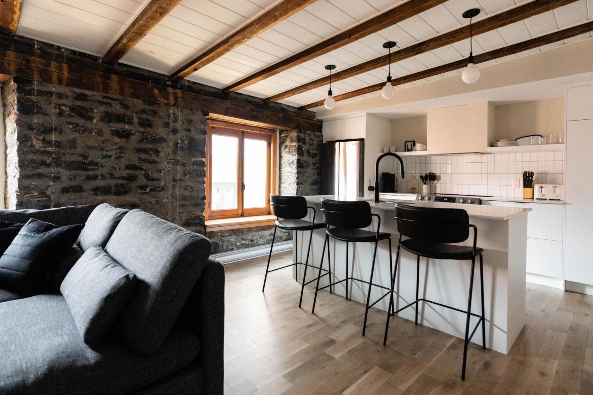 Maison Place Royale By Luxury In Transit Монреал Екстериор снимка