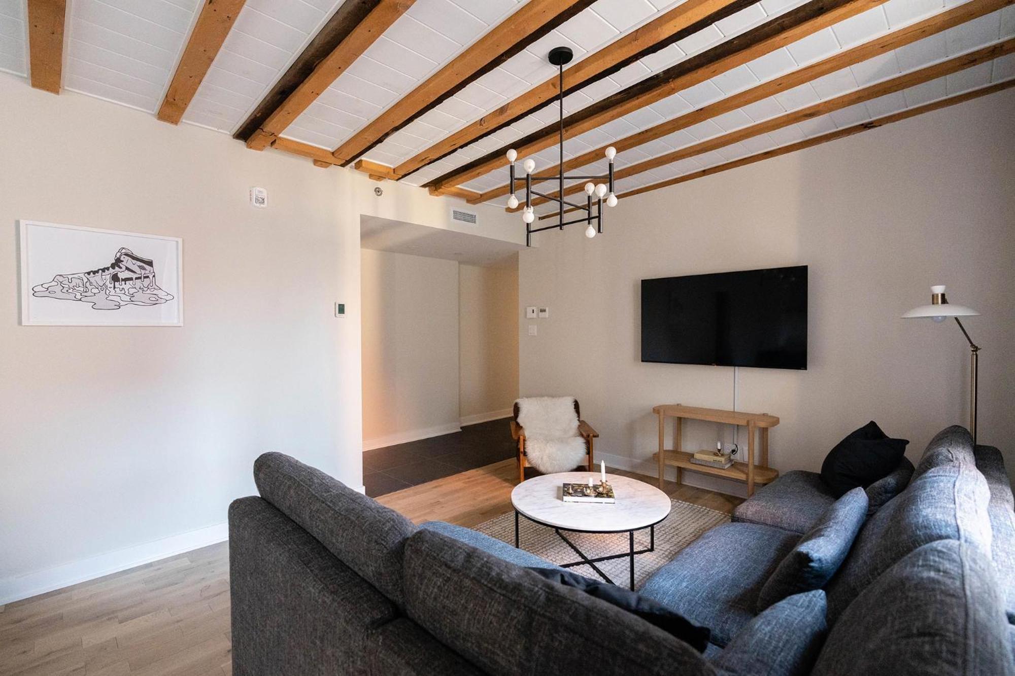 Maison Place Royale By Luxury In Transit Монреал Екстериор снимка