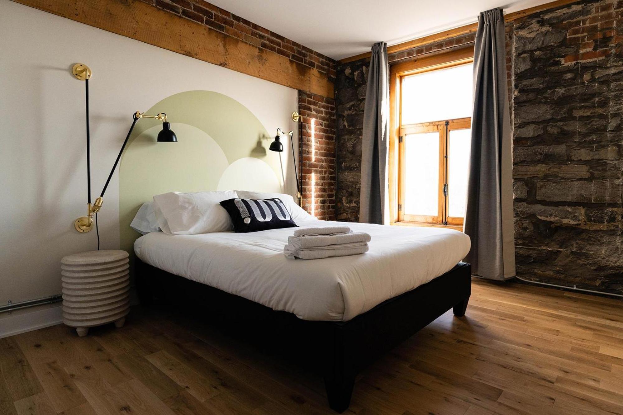 Maison Place Royale By Luxury In Transit Монреал Екстериор снимка
