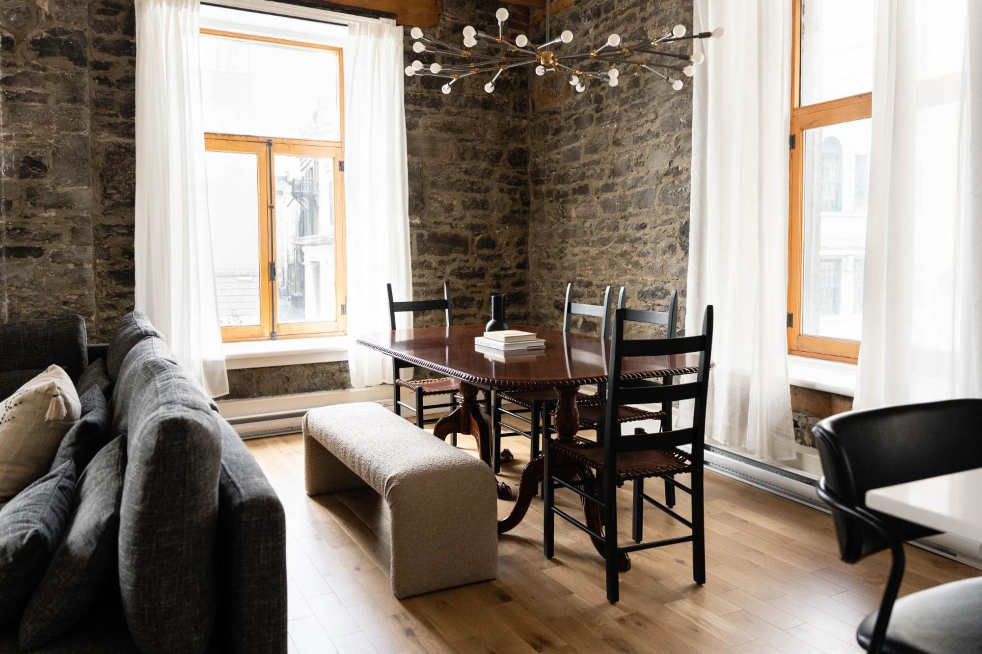 Maison Place Royale By Luxury In Transit Монреал Екстериор снимка