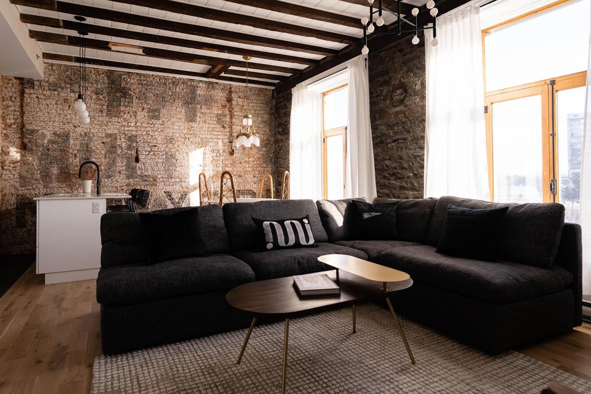 Maison Place Royale By Luxury In Transit Монреал Екстериор снимка